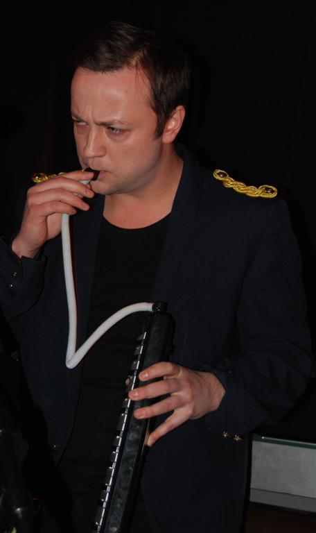 Czesław śpiewał w A2