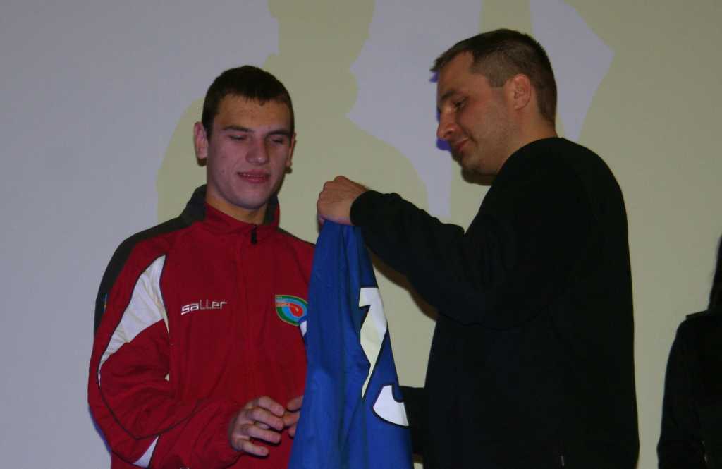 Piłkarze przegrali z Robertem Janowskim