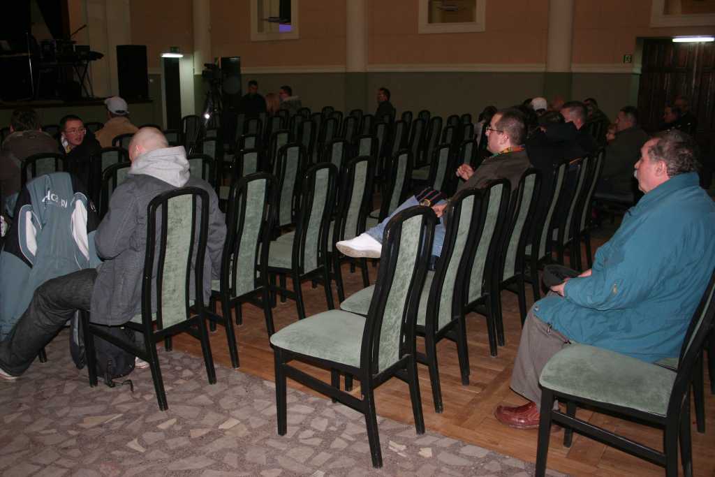 Piłkarze przegrali z Robertem Janowskim