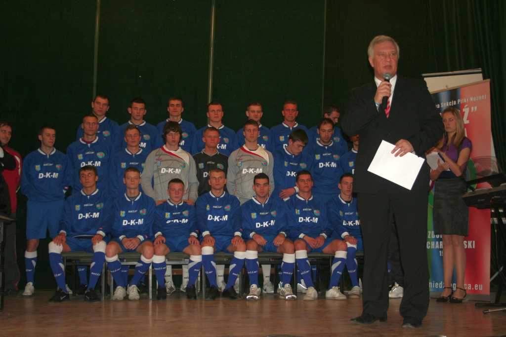 Piłkarze przegrali z Robertem Janowskim