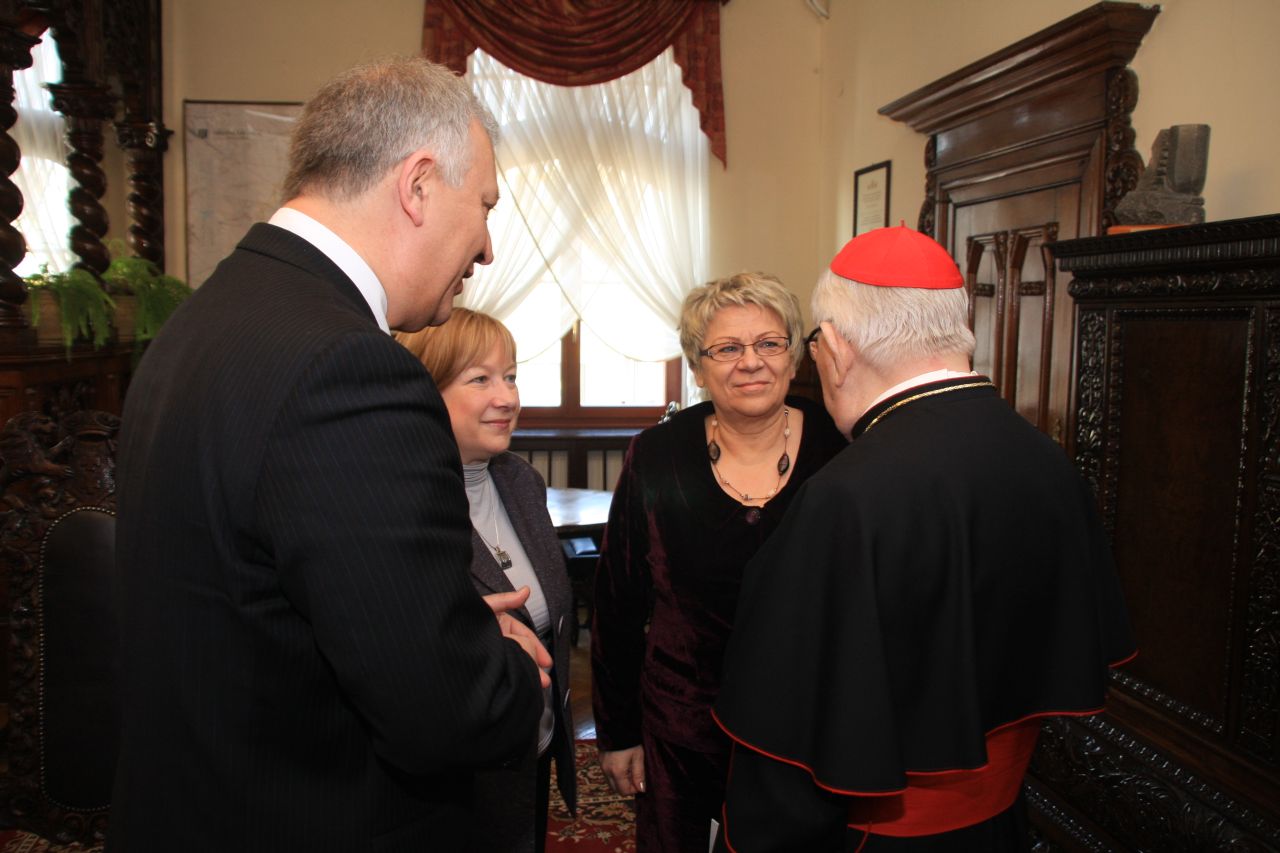Kardynał Gulbinowicz w Energetyku