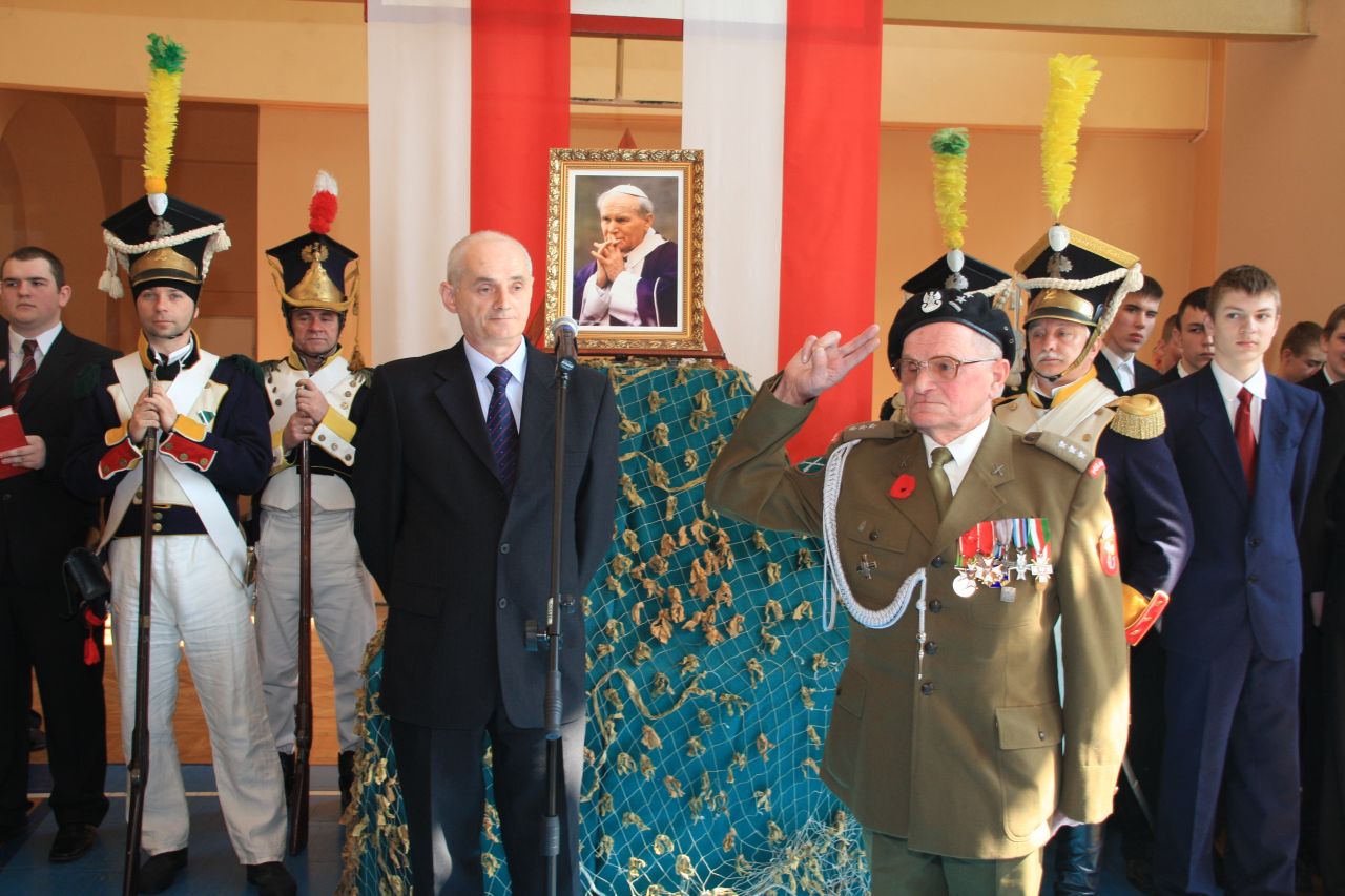 Kardynał Gulbinowicz w Energetyku