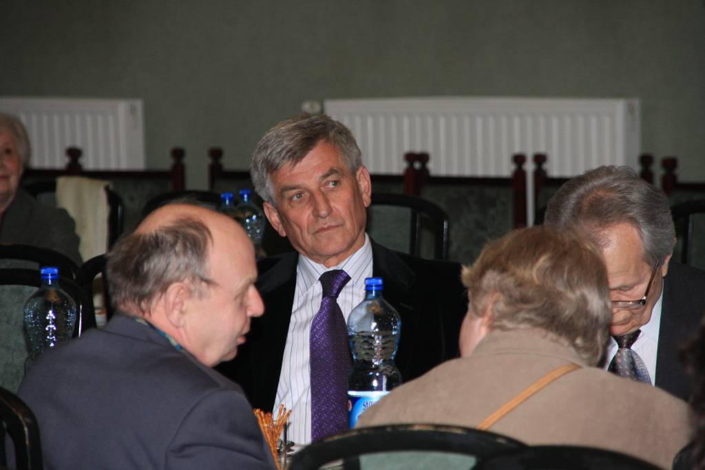 Wybitni Legniczanie – konferencja