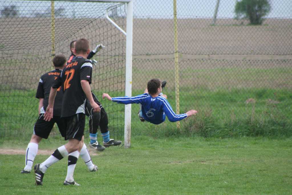 Mewa - Dąb 1:3