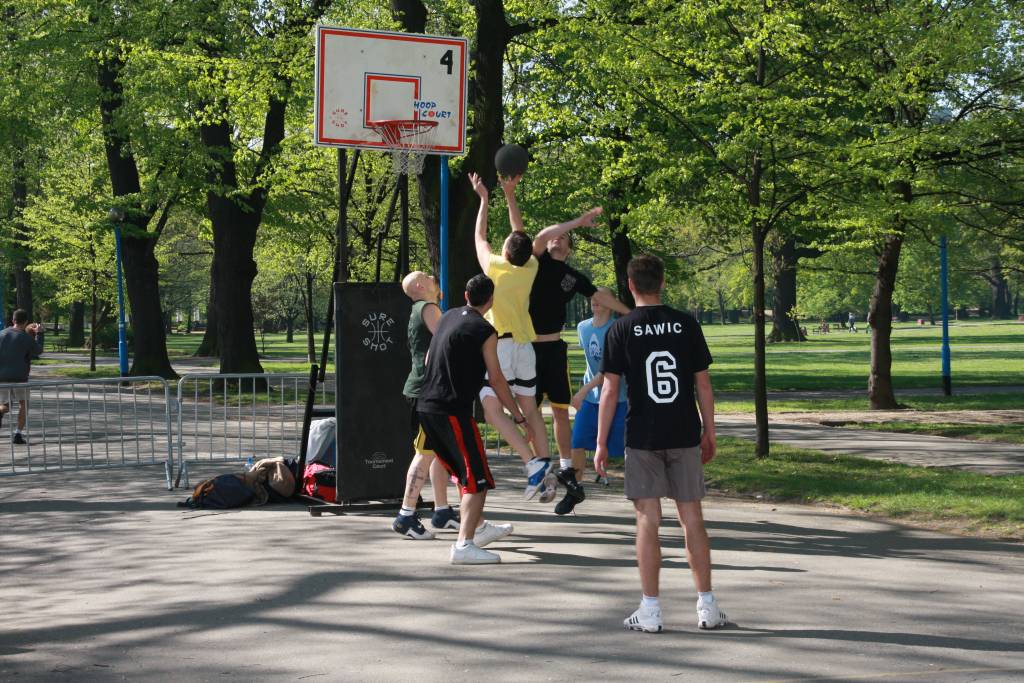 Streetball w parku