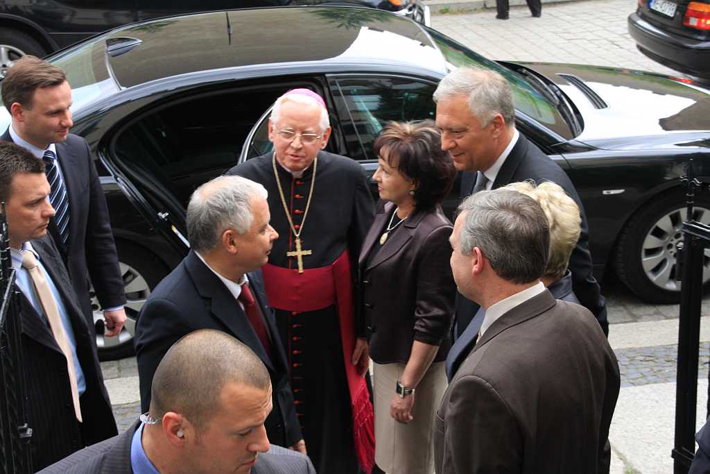 Kaczyński uhonorował „bombiarzy”
