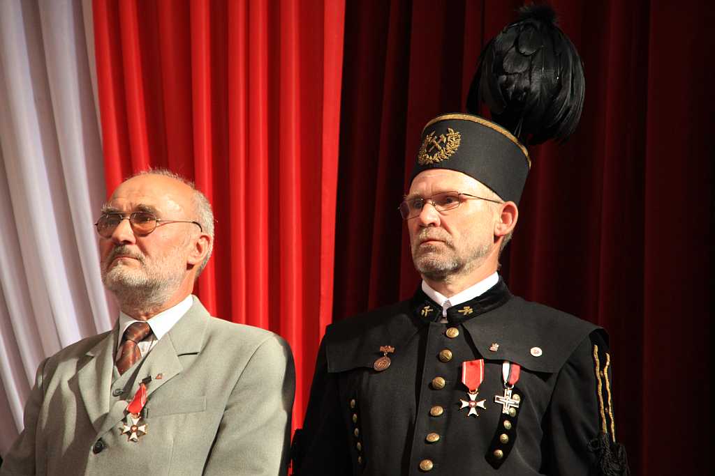 Kaczyński uhonorował „bombiarzy”
