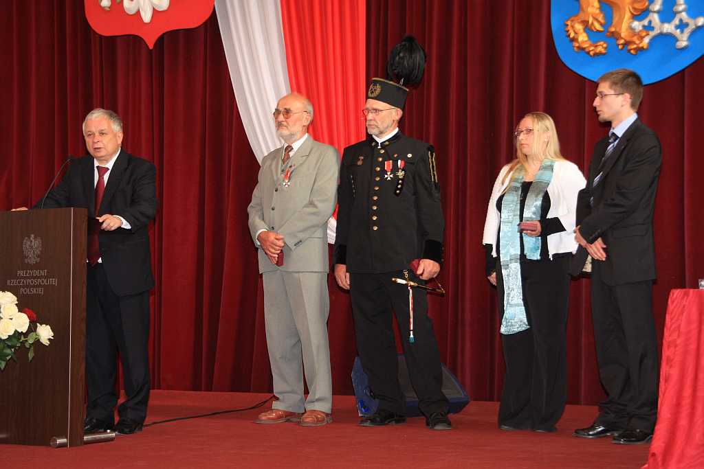 Kaczyński uhonorował „bombiarzy”
