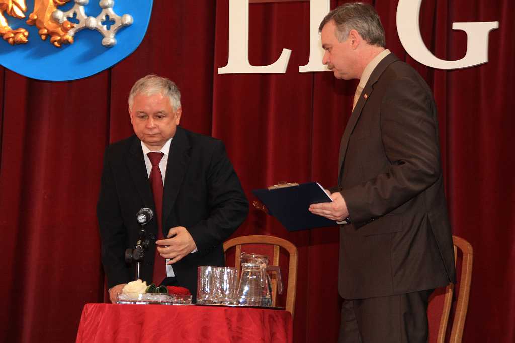 Kaczyński uhonorował „bombiarzy”
