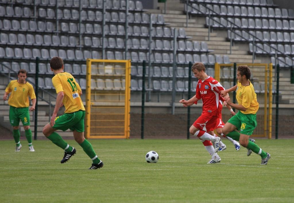 Miedź Legnica – Chemik Police (2:1)