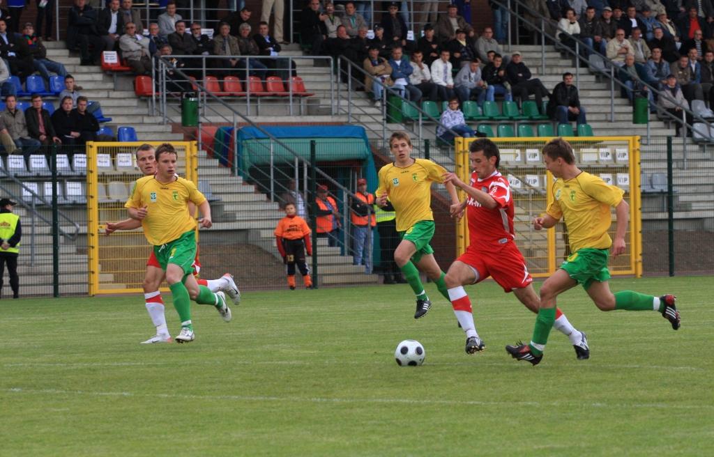 Miedź Legnica – Chemik Police (2:1)