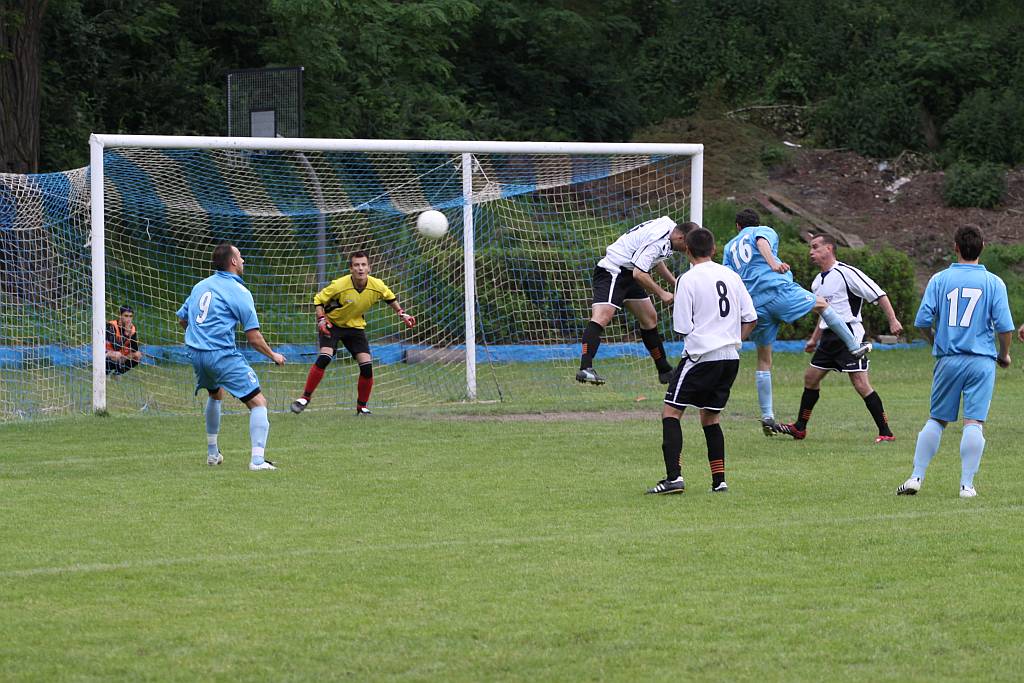 Konfeks w 4. lidze