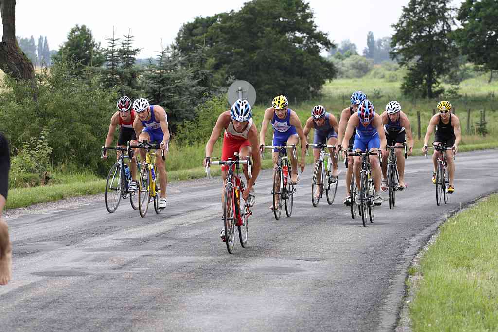 Triathlon w Jezierzanach
