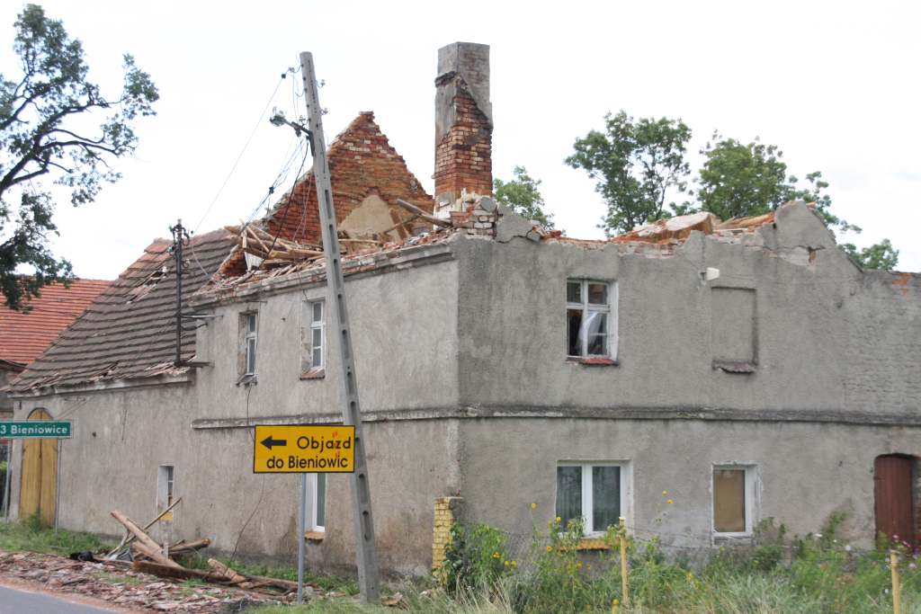 Spalona - zniszczony dom