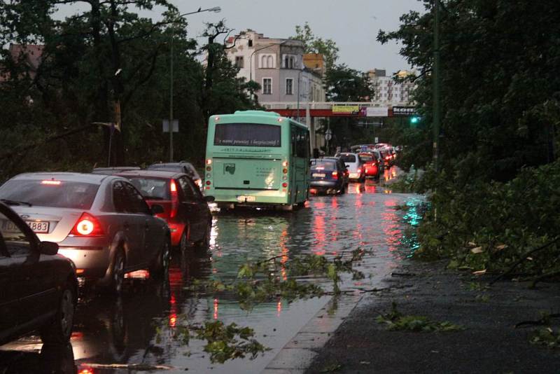 Tropikalna nawałnica w Legnicy