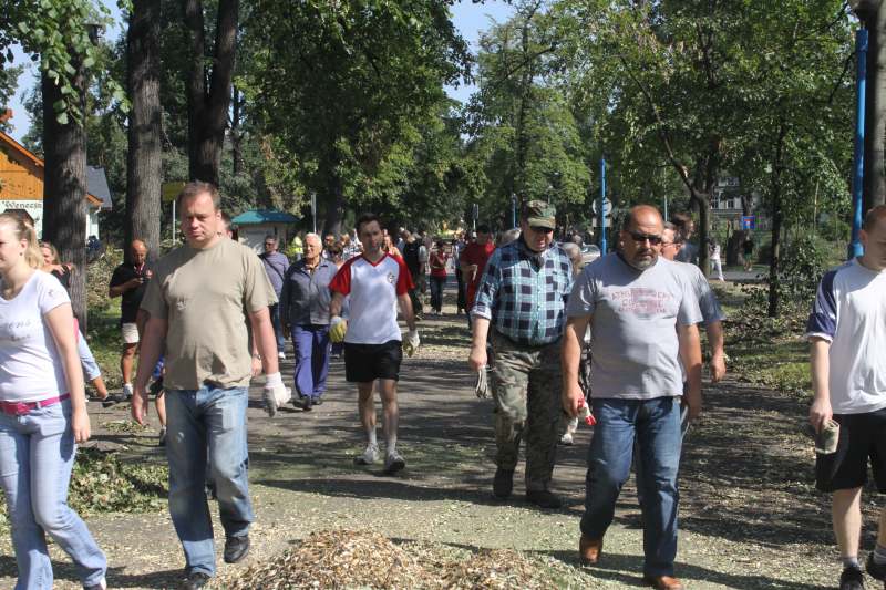 Pospolite ruszenie w legnickim parku