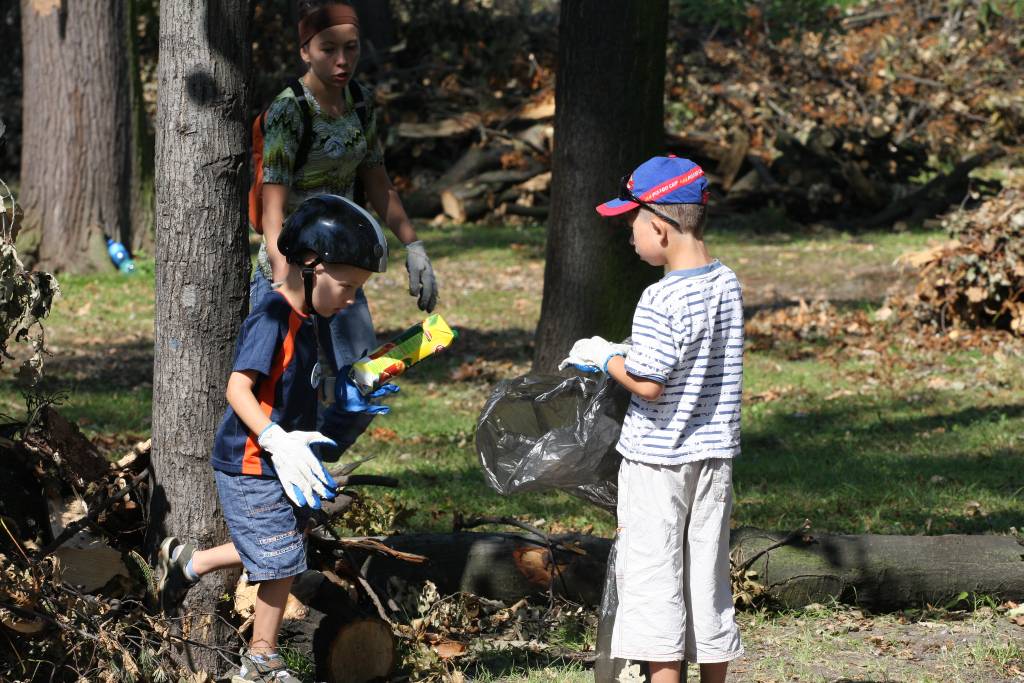 Sprzątamy park