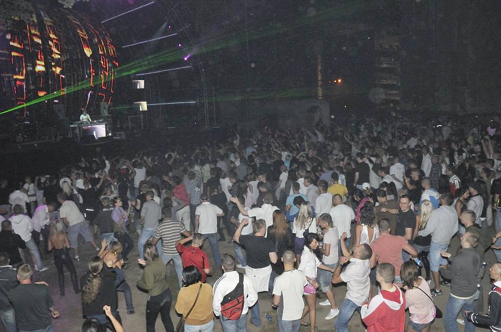 Najazd klubowiczów na klasztor