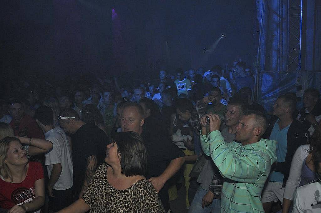 Najazd klubowiczów na klasztor