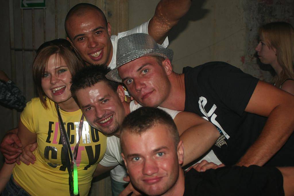 Najazd klubowiczów na klasztor