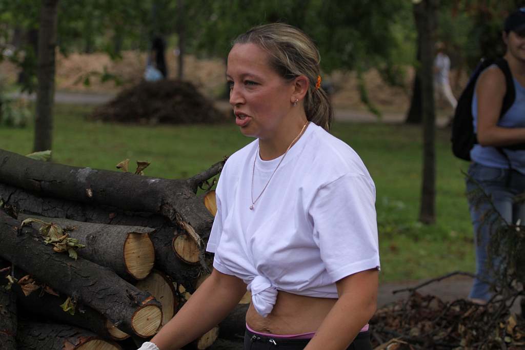 Kolejny czyn w parku