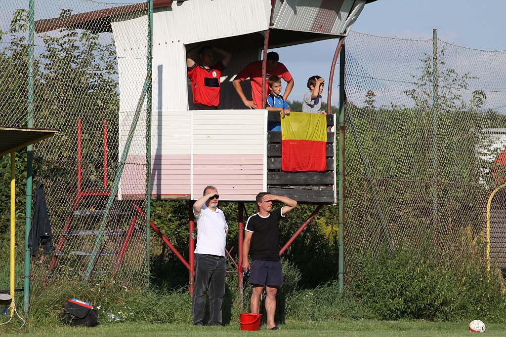 Iskra – Czarni
