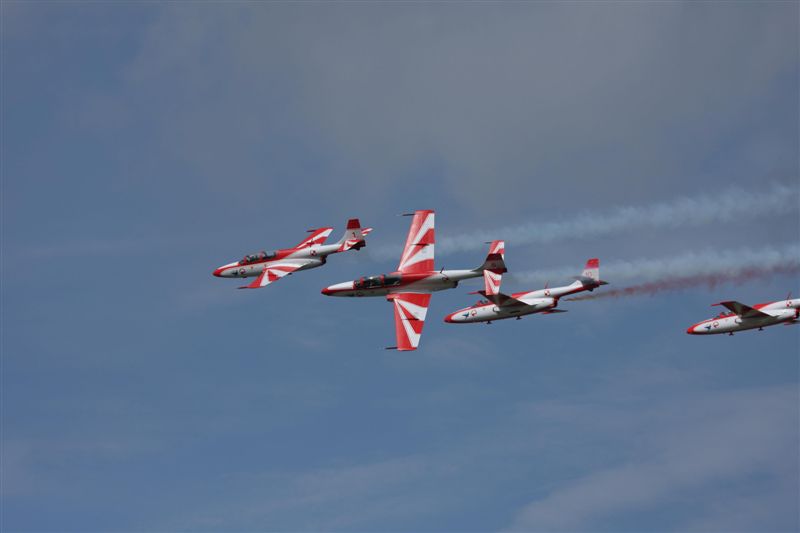 AIR SHOW