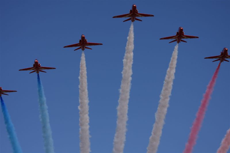 AIR SHOW
