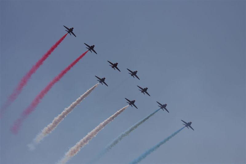 AIR SHOW