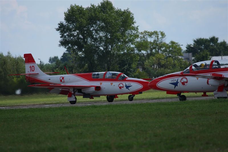 AIR SHOW