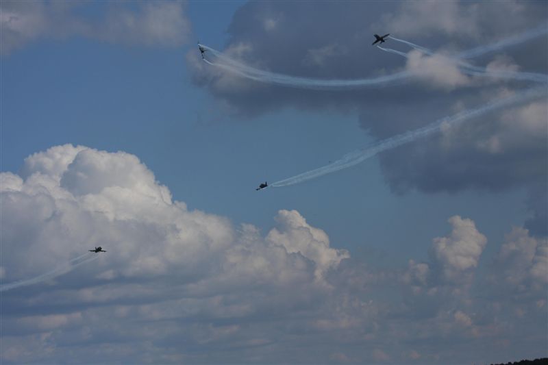 AIR SHOW