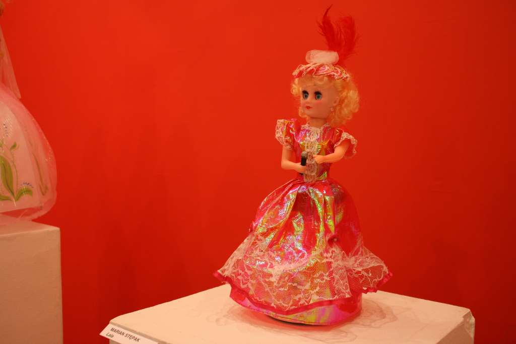 SWEET IN ART