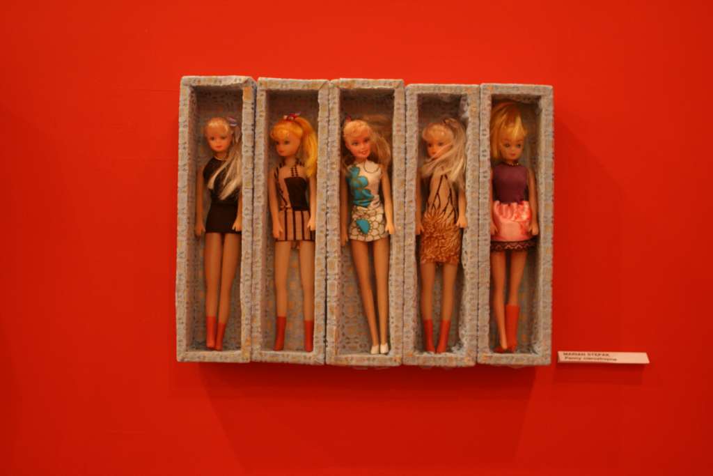 SWEET IN ART