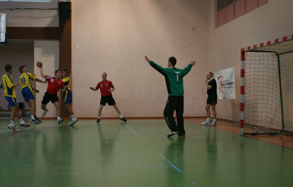 Faworyt nie dał szans Siódemce