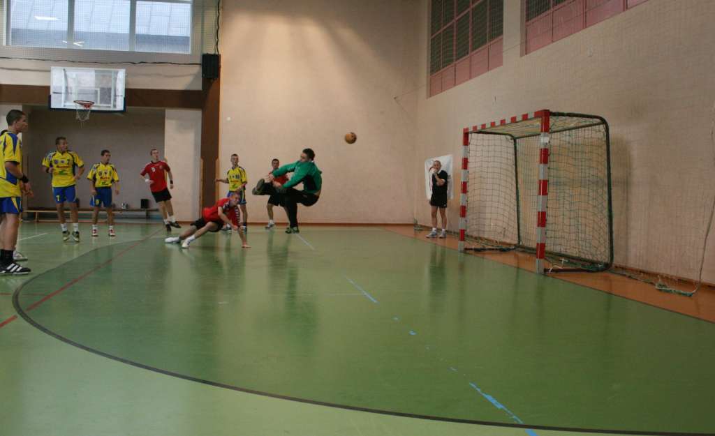 Faworyt nie dał szans Siódemce
