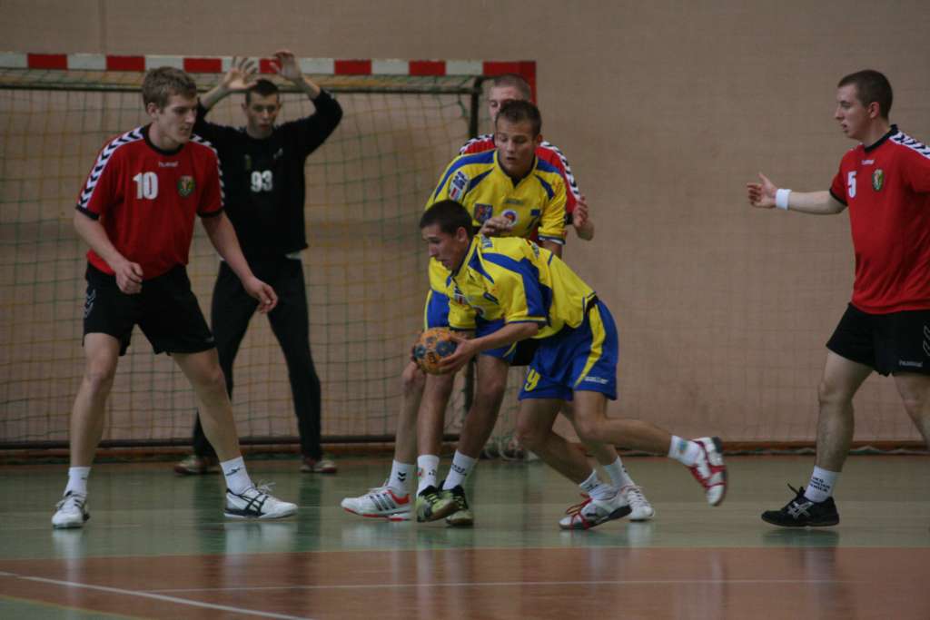 Faworyt nie dał szans Siódemce