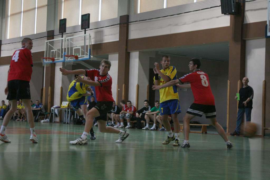 Faworyt nie dał szans Siódemce