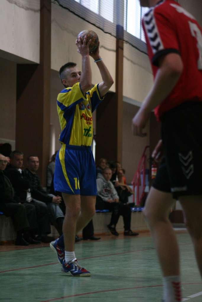 Faworyt nie dał szans Siódemce