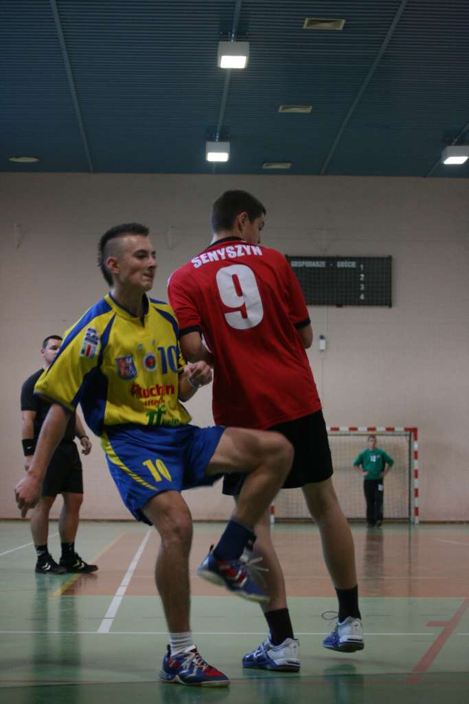 Faworyt nie dał szans Siódemce