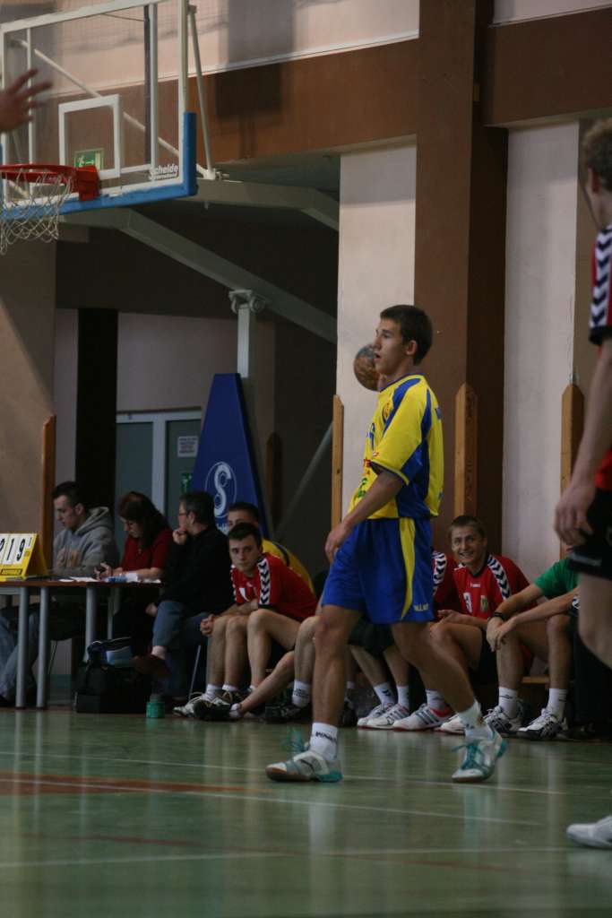 Faworyt nie dał szans Siódemce