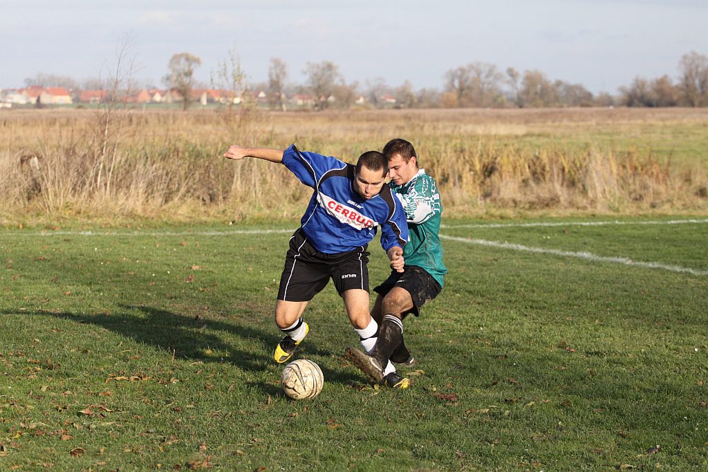 Błękitni – Ikar