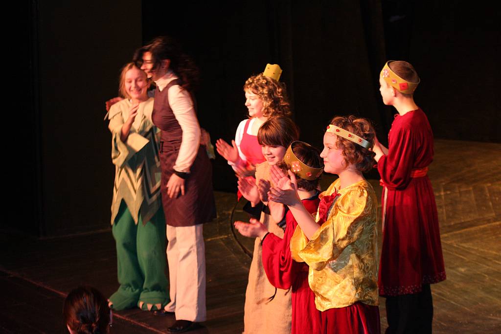 Dzieci w teatrze