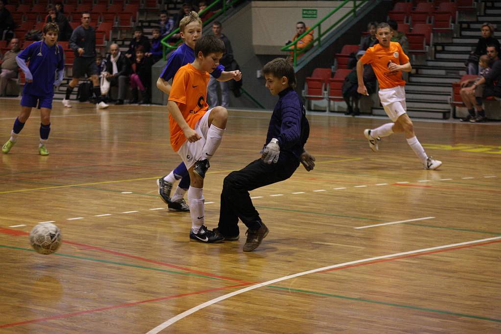 Piłkarskie Mikołajki po raz 24. - cz.2