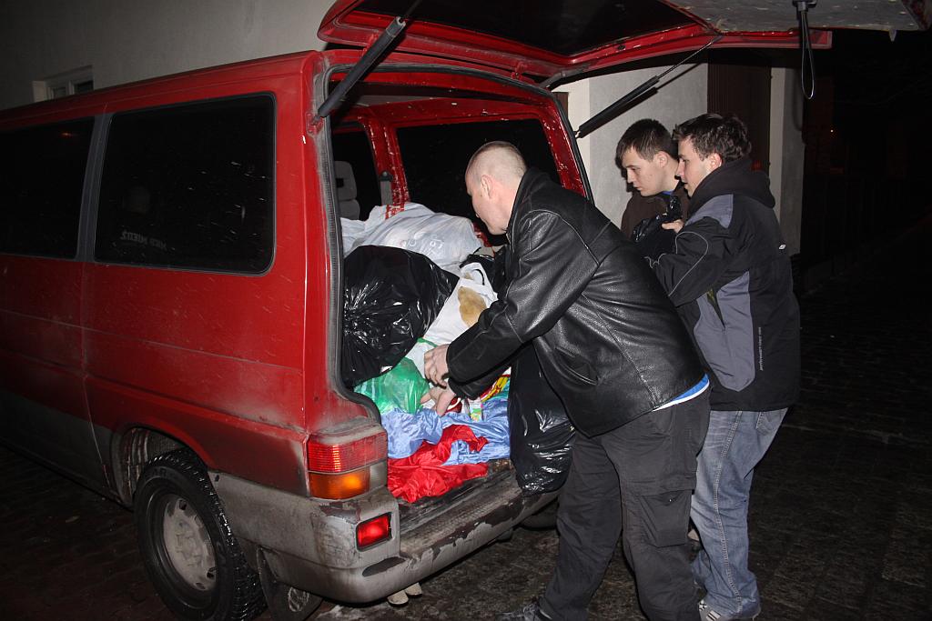 Kibice i piłkarze na Słubickiej