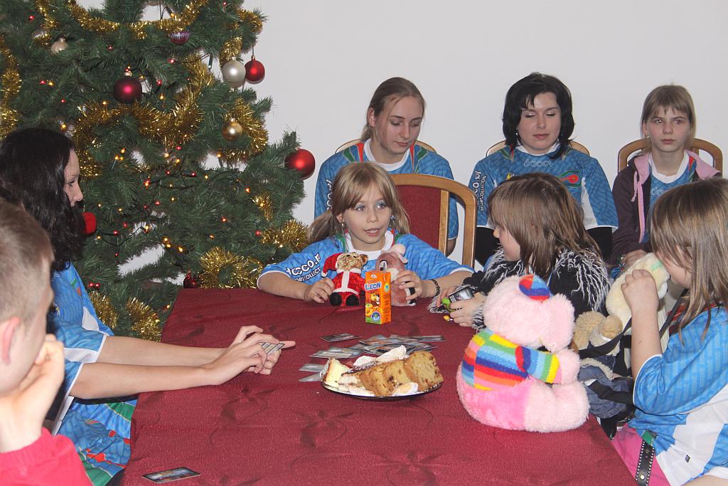 Kibice i piłkarze na Słubickiej