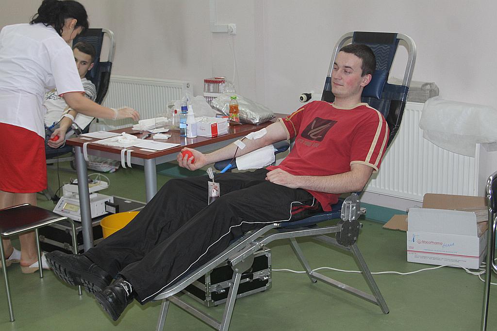 Młodzież z Henrykówki oddała krew