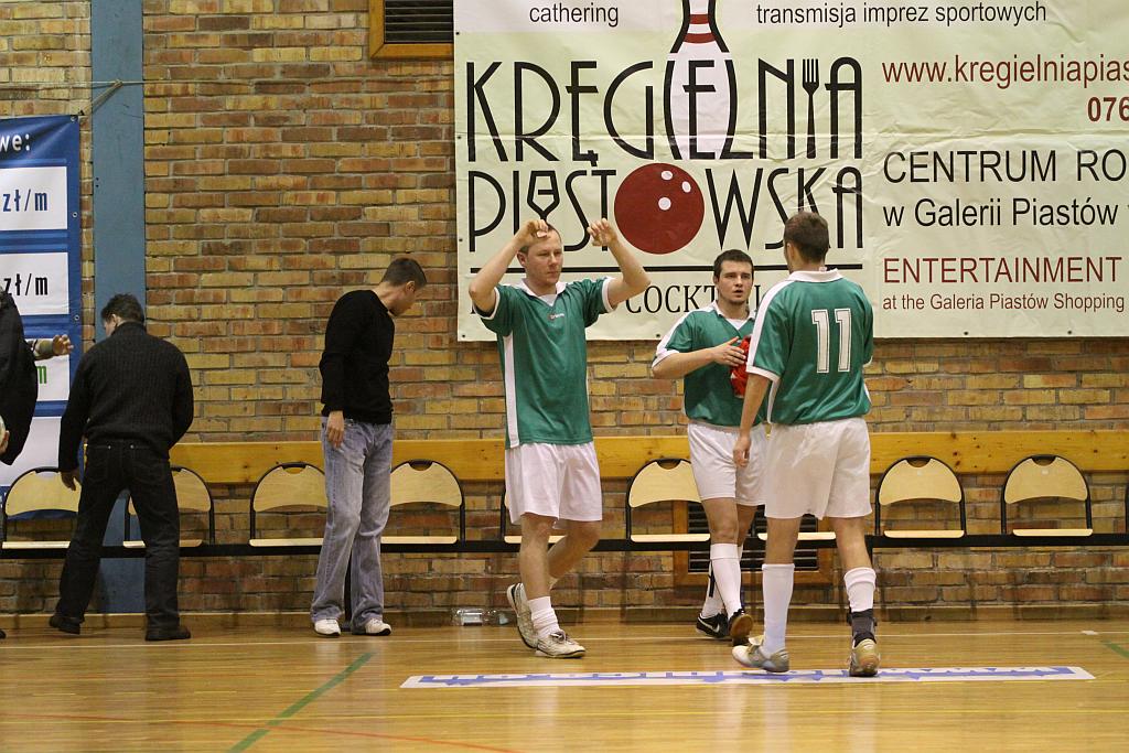 LLH: Lider napracował się na punkty