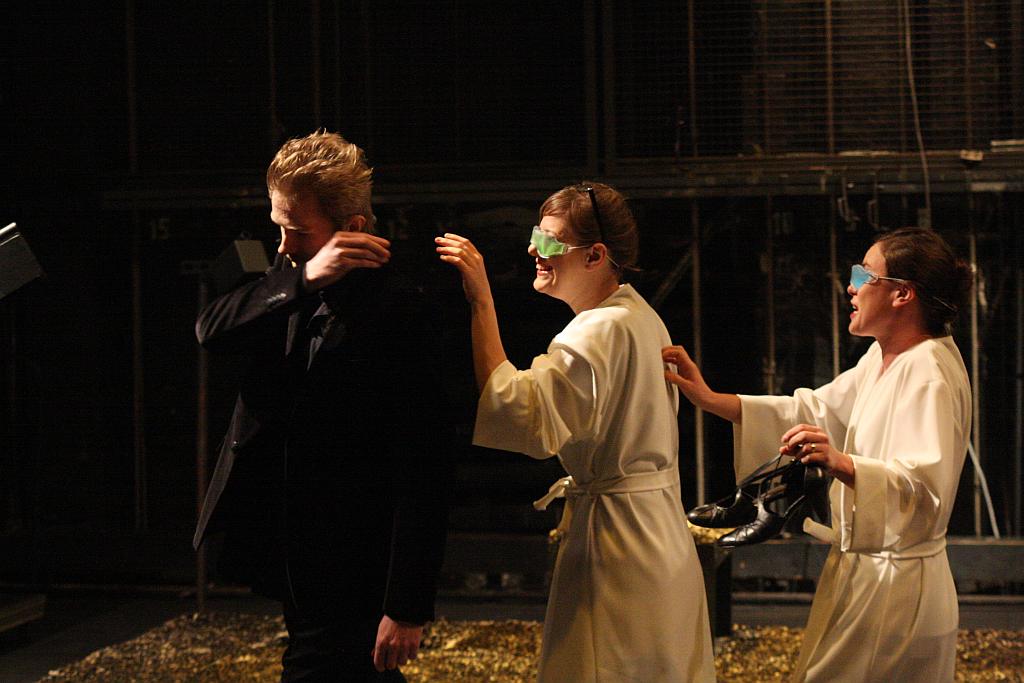 PRACAPOSPOLITA czyli tacy sami