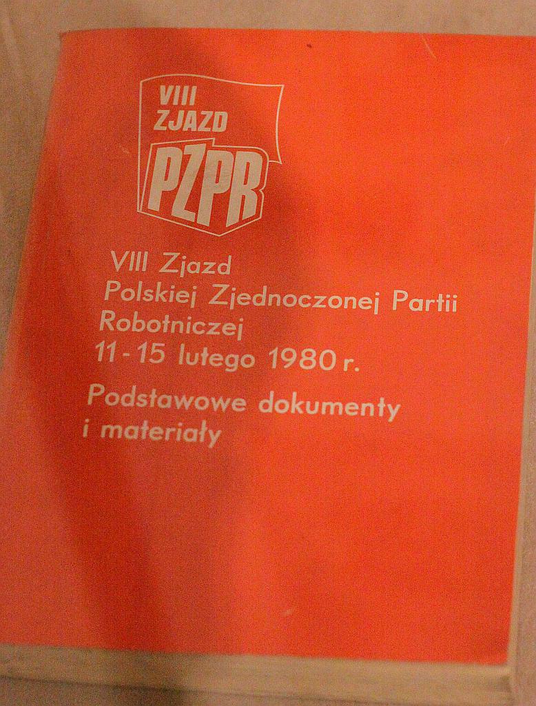 Sma(cz)ki i zapachy PRLu