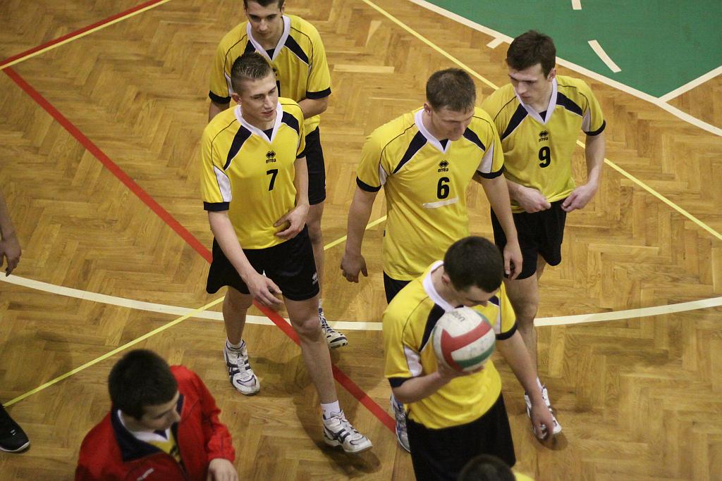 Pierwsza porażka siatkarzy Ikara